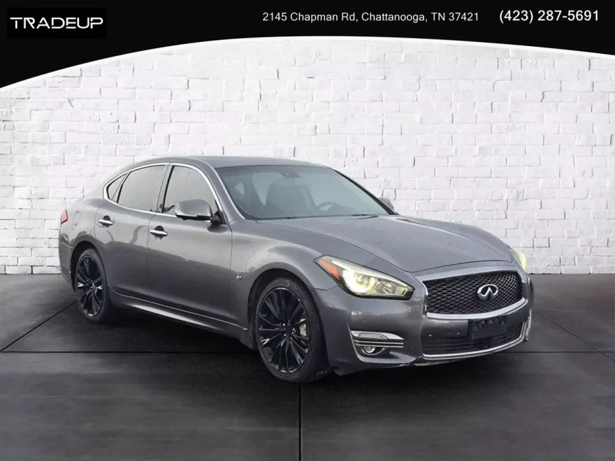 2016 Infiniti Q70 3.7 photo 1