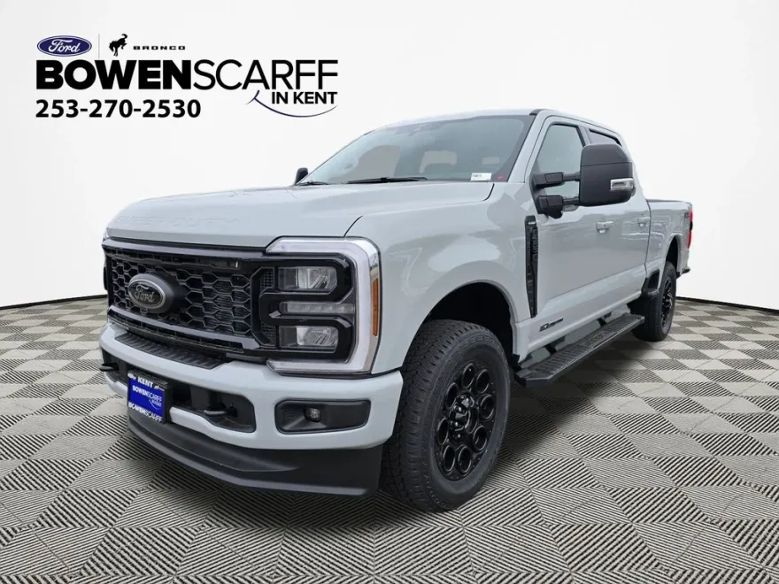 2025 Ford F-250 Lariat photo 1
