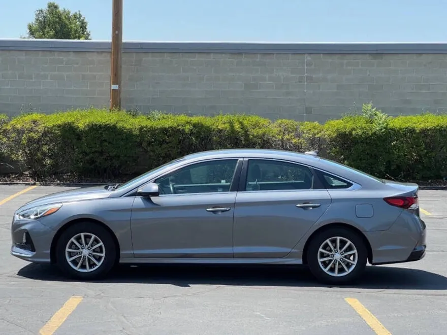 2018 Hyundai Sonata Eco photo 1