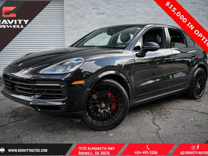 2020 Porsche Cayenne S photo 1