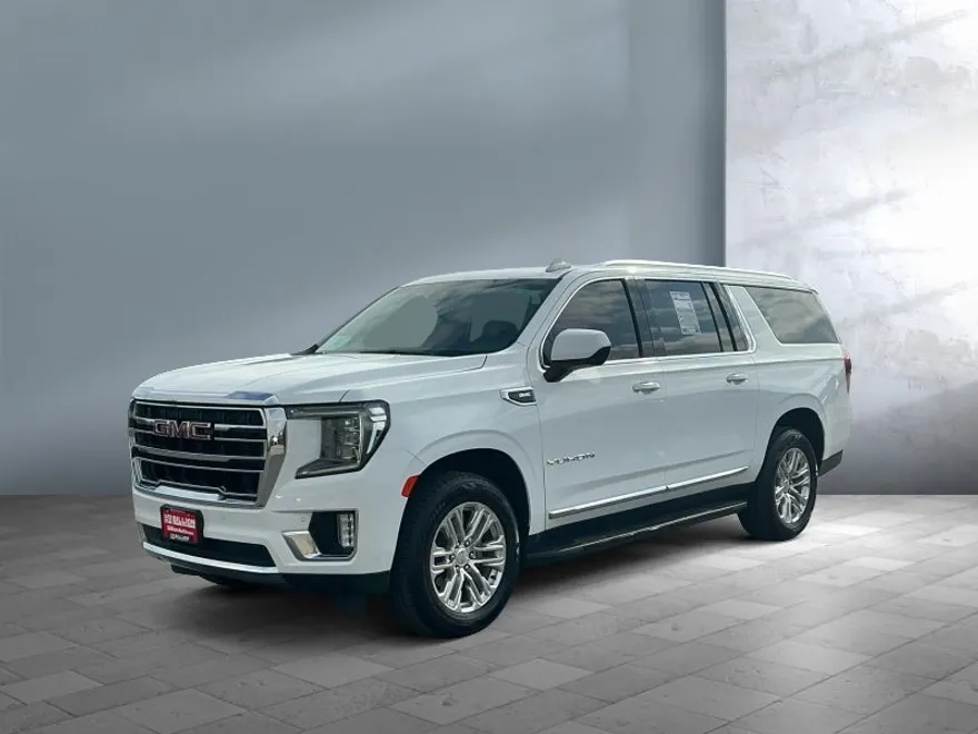 2023 Gmc Yukon XL SLT photo 1