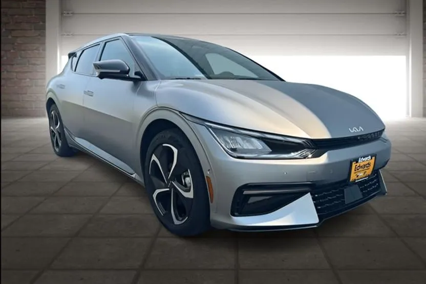 2024 Kia EV6 GT-Line photo 1