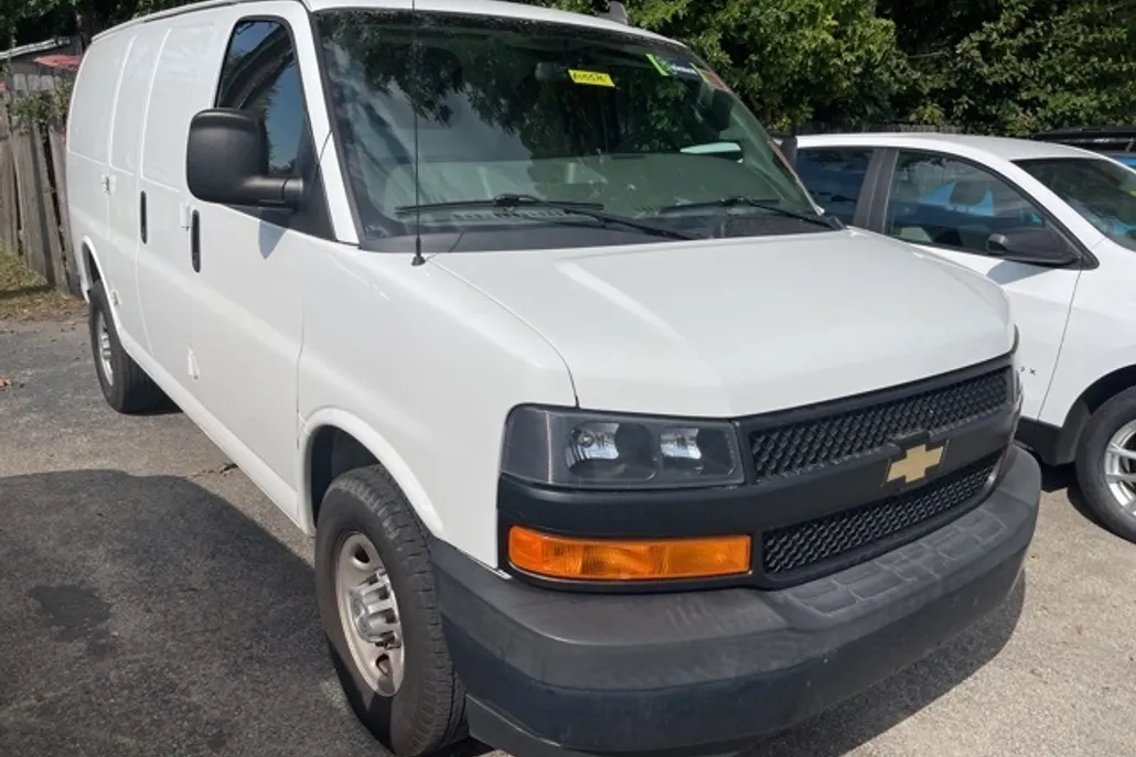 2018 Chevrolet Express 2500 Work Van photo 1