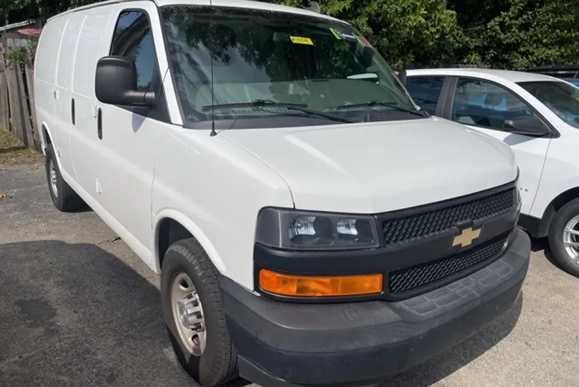 2018 Chevrolet Express 2500 Work Van photo 1