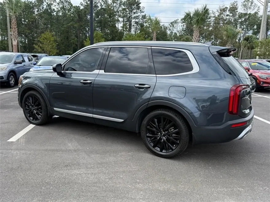 2022 Kia Telluride SX photo 1