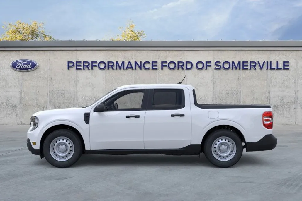 2025 Ford Maverick XL photo 1