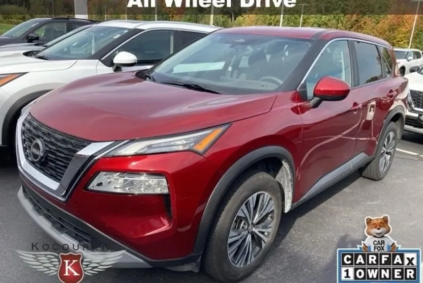 2023 Nissan Rogue SV photo 1