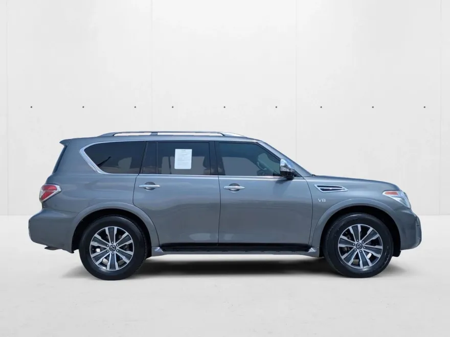2020 Nissan Armada SL photo 1