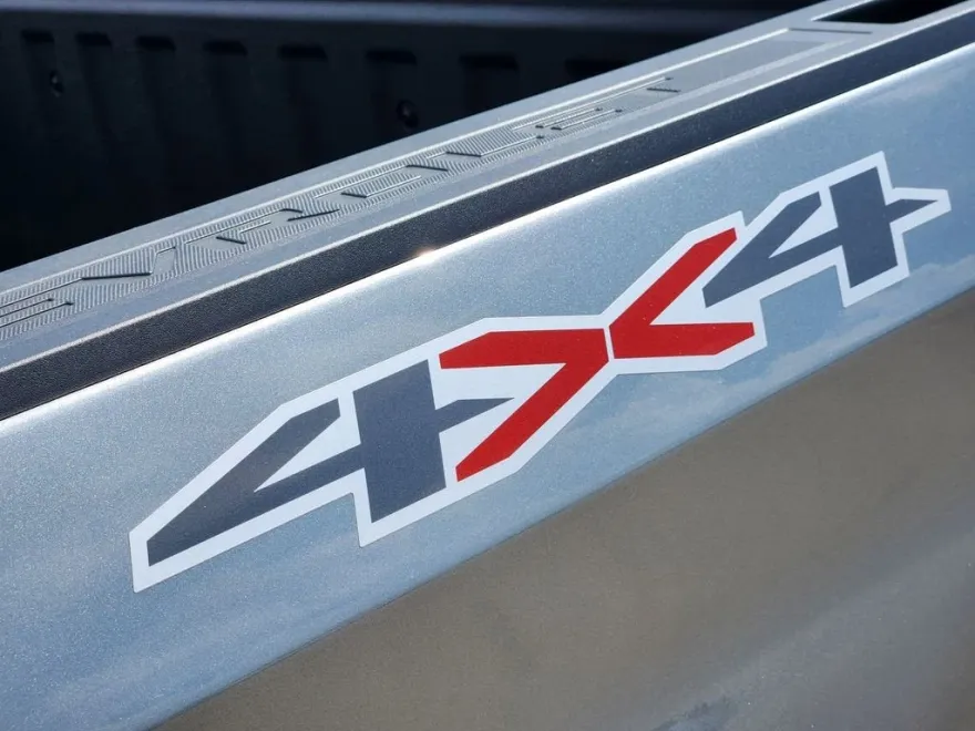 2026 Chevrolet Silverado Custom photo 1