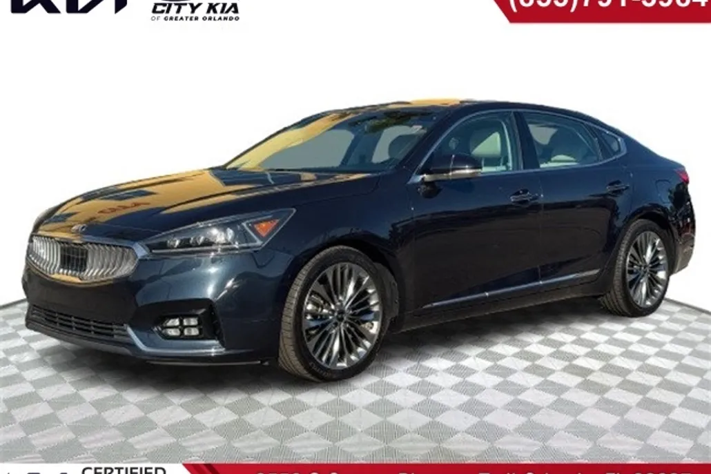 2019 Kia Cadenza Limited photo 1