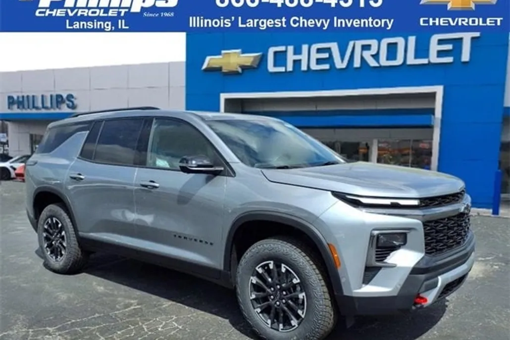 2025 Chevrolet Traverse Z71 photo 1