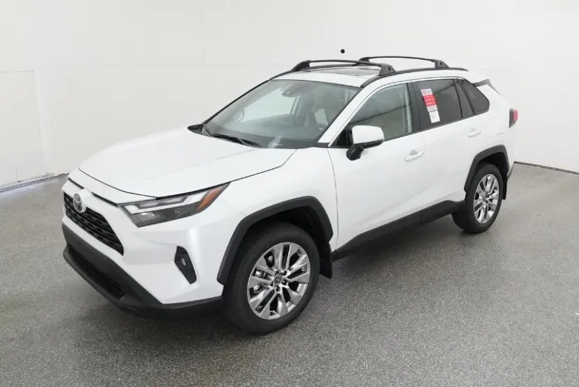 2025 Toyota RAV4 XLE Premium photo 1