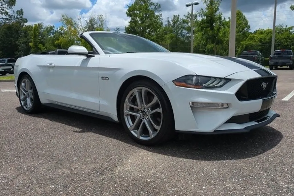 2023 Ford Mustang GT Premium photo 1