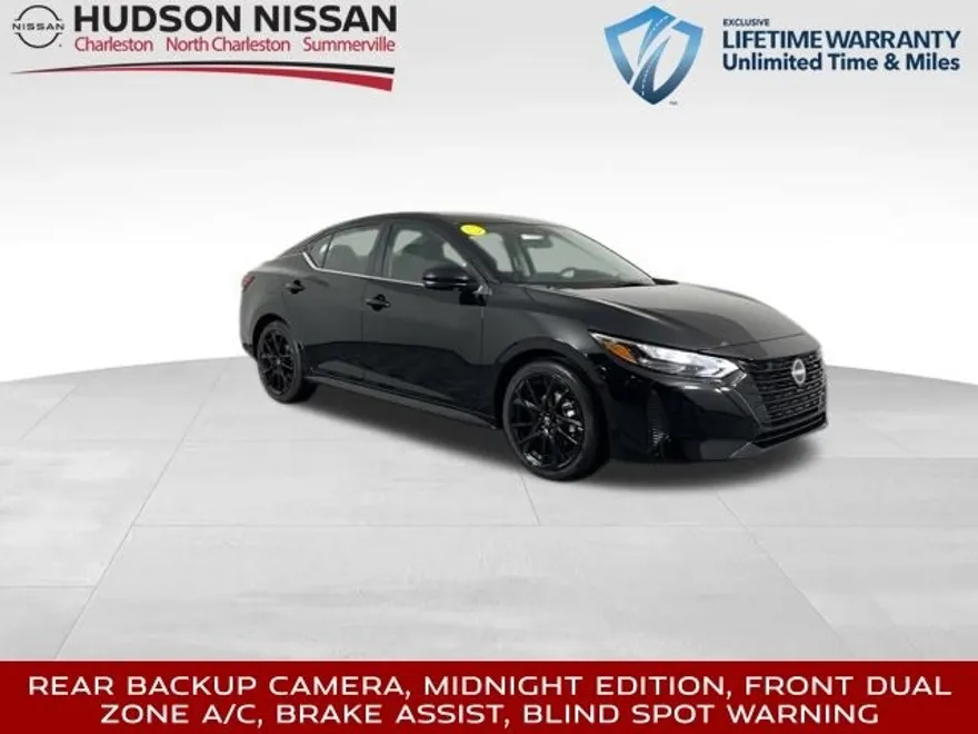 2025 Nissan Sentra SR photo 1