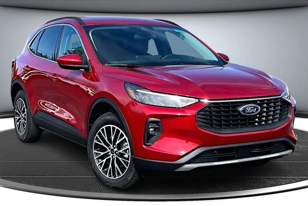 2026 Ford Escape photo 1