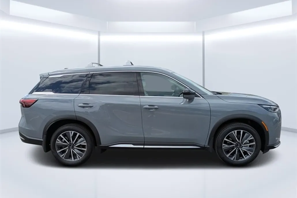 2026 Infiniti QX60 Luxe photo 1