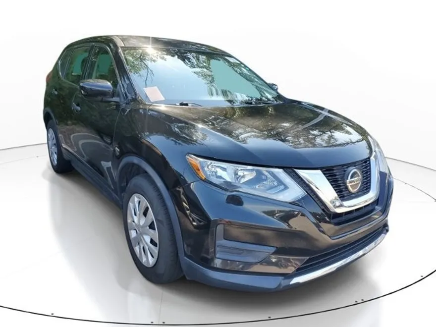 2020 Nissan Rogue S photo 1