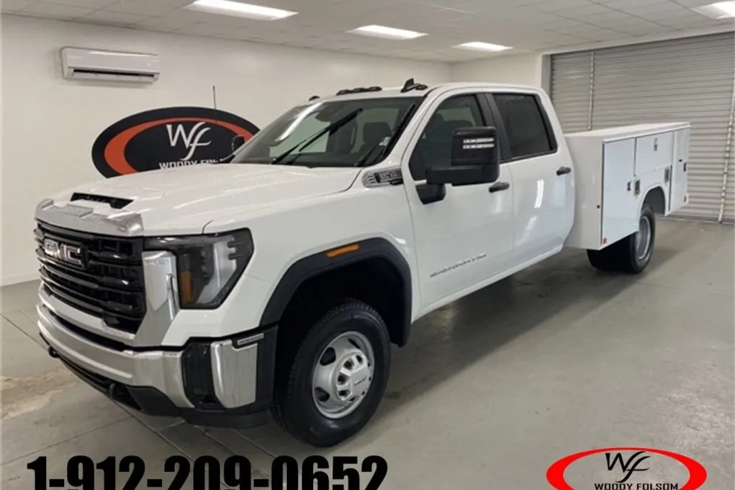 2025 Gmc Sierra 3500 HD Pro photo 1