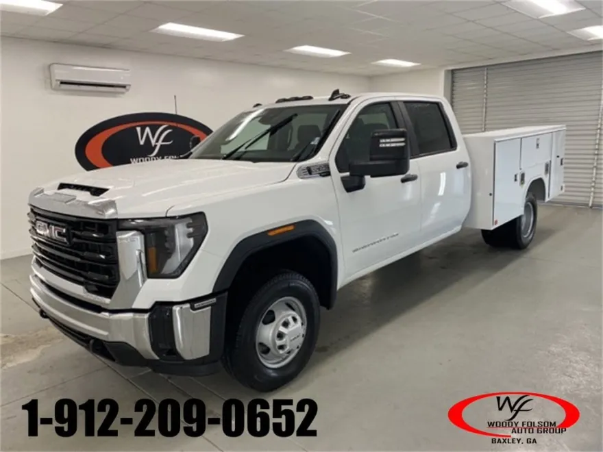 2025 Gmc Sierra 3500 HD Pro photo 1
