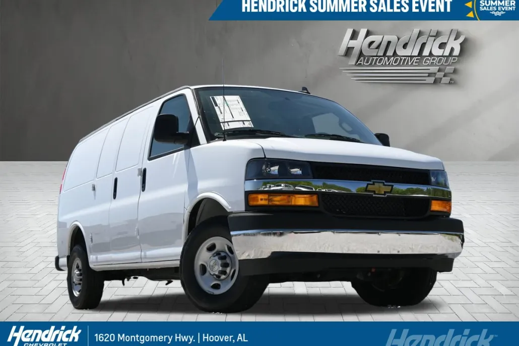2024 Chevrolet Express Cargo 2500 photo 1