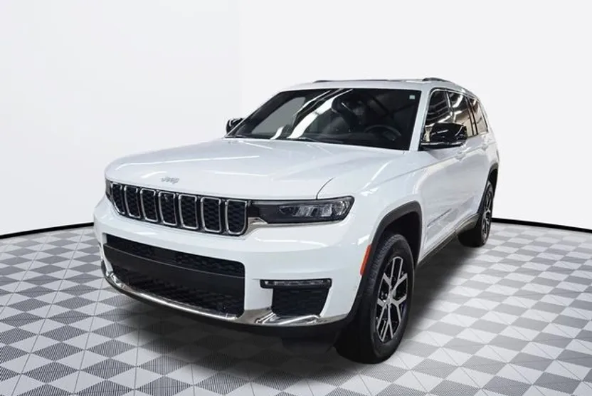 2024 Jeep Grand Cherokee Limited photo 1