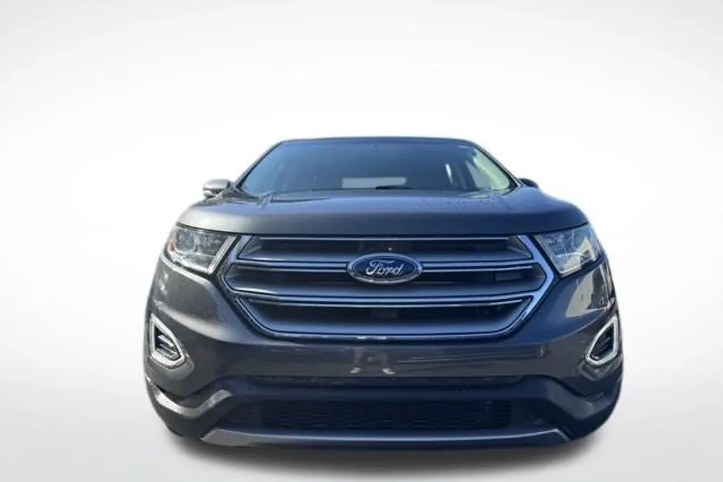 2017 Ford Edge SEL photo 1