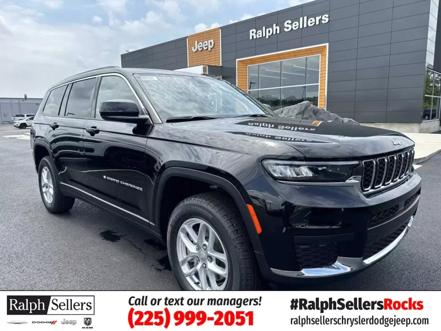 2025 Jeep Grand Cherokee Laredo photo 1