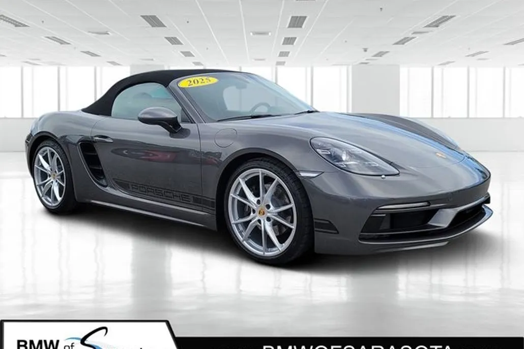 2025 Porsche Boxster photo 1