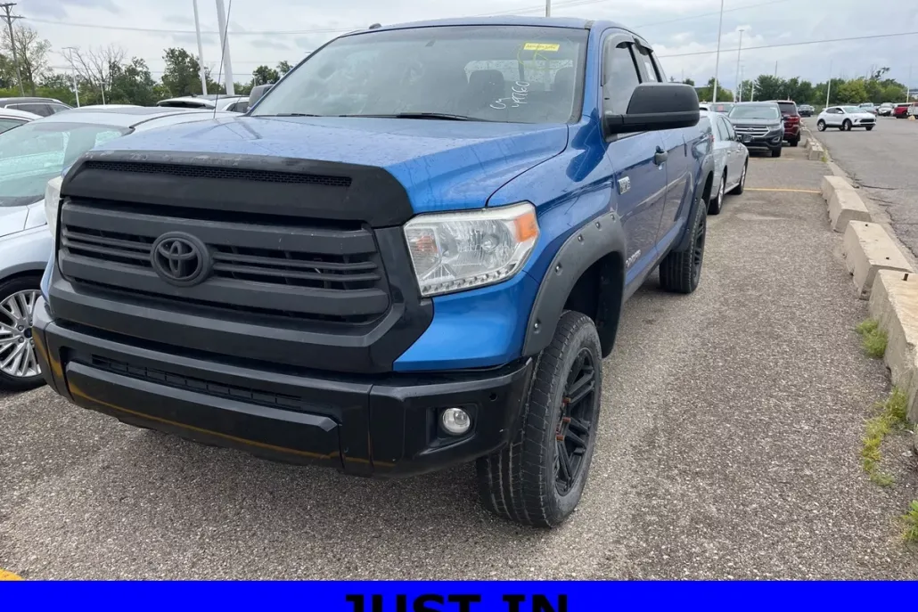 2016 Toyota Tundra TRD Pro photo 1