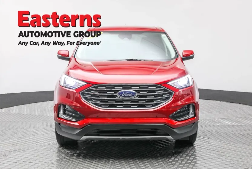 2024 Ford Edge Titanium photo 1