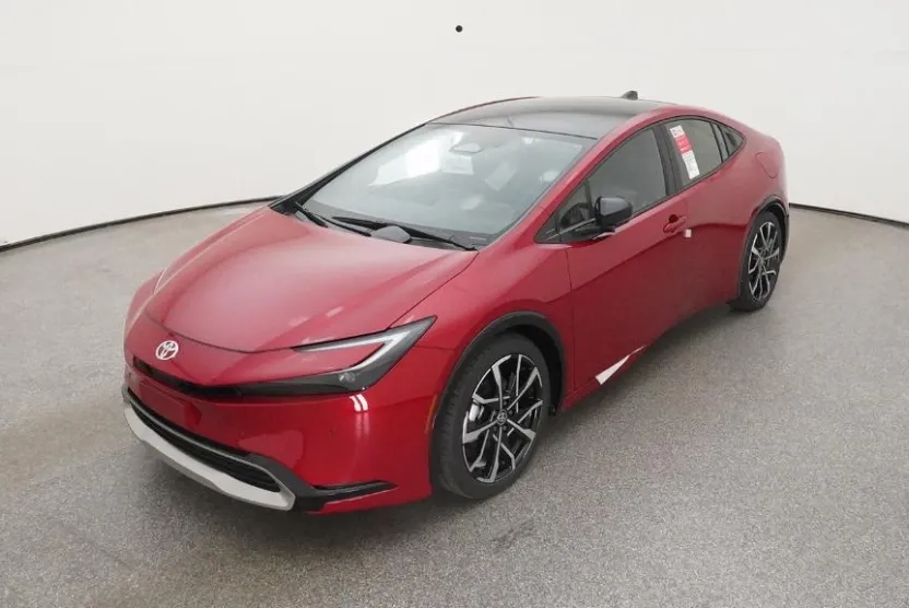 2025 Toyota Prius XSE Premium Plug-in Hybrid photo 1