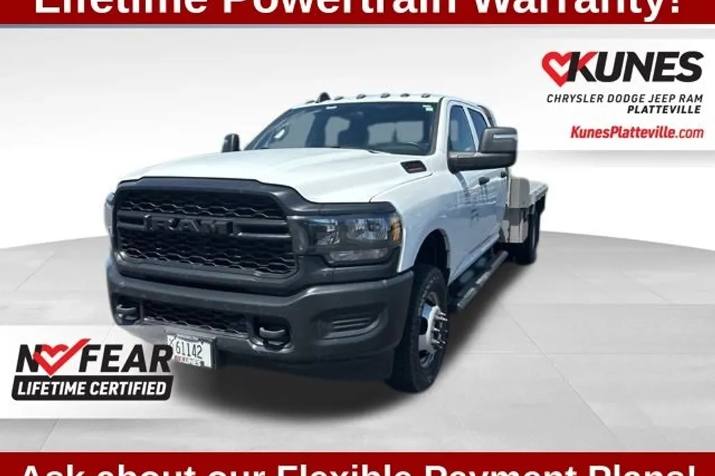 2024 Ram 3500 Tradesman photo 1