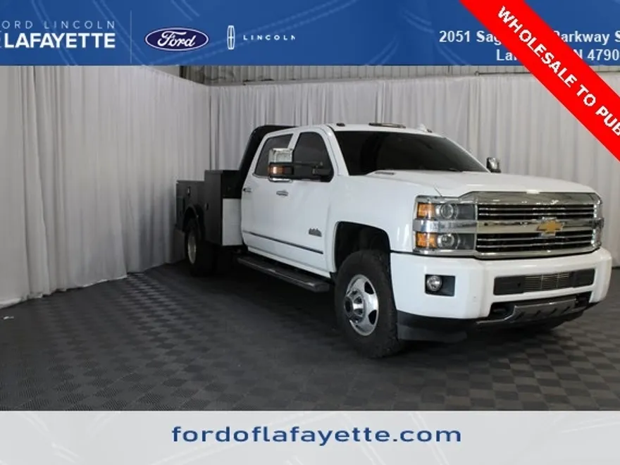 2015 Chevrolet Silverado 3500HD High Country photo 1