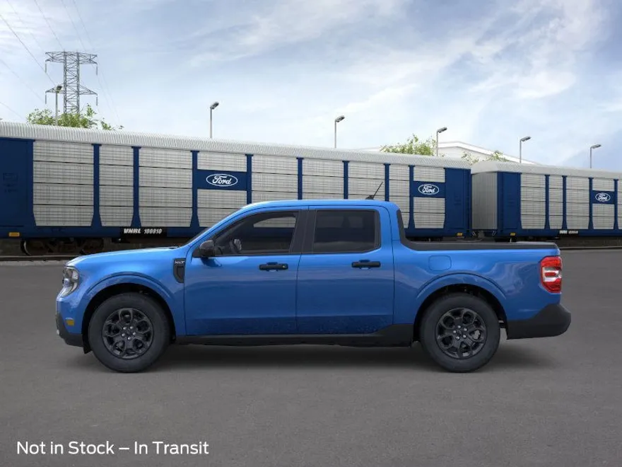 2025 Ford Maverick XLT photo 1