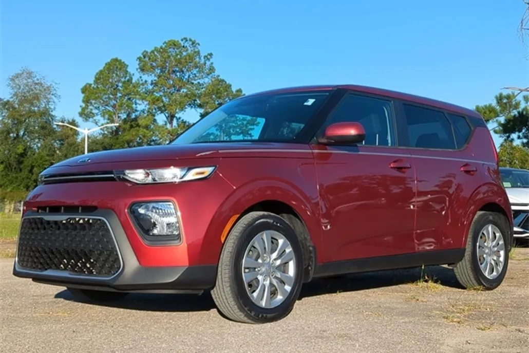 2021 Kia Soul LX photo 1