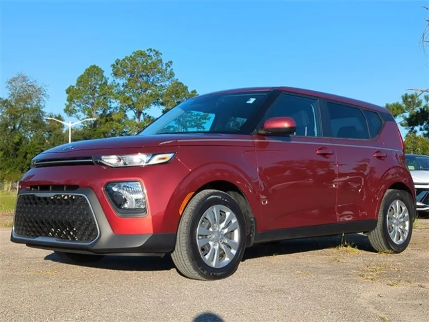 2021 Kia Soul LX photo 1