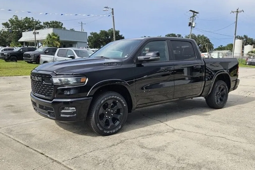 2025 Ram 1500 Big Horn Night Edition photo 1
