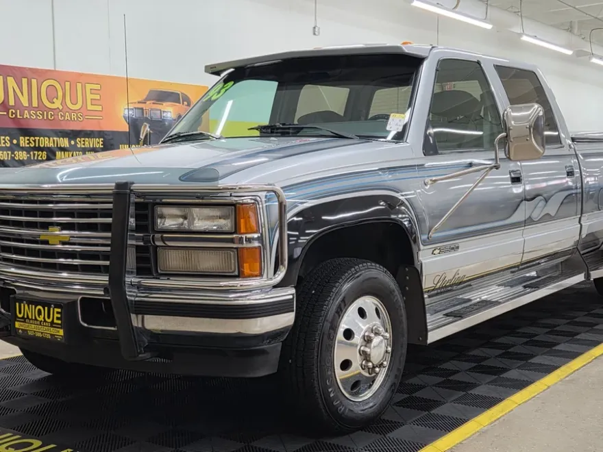 1993 Chevrolet Silverado 3500HD photo 1