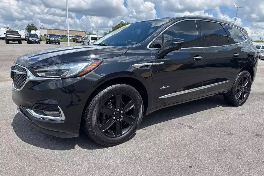 2021 Buick Enclave Avenir photo 1