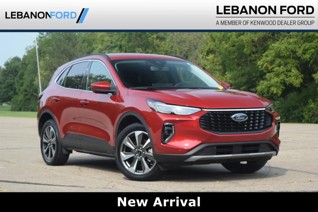 2023 Ford Escape Platinum Hybrid photo 1