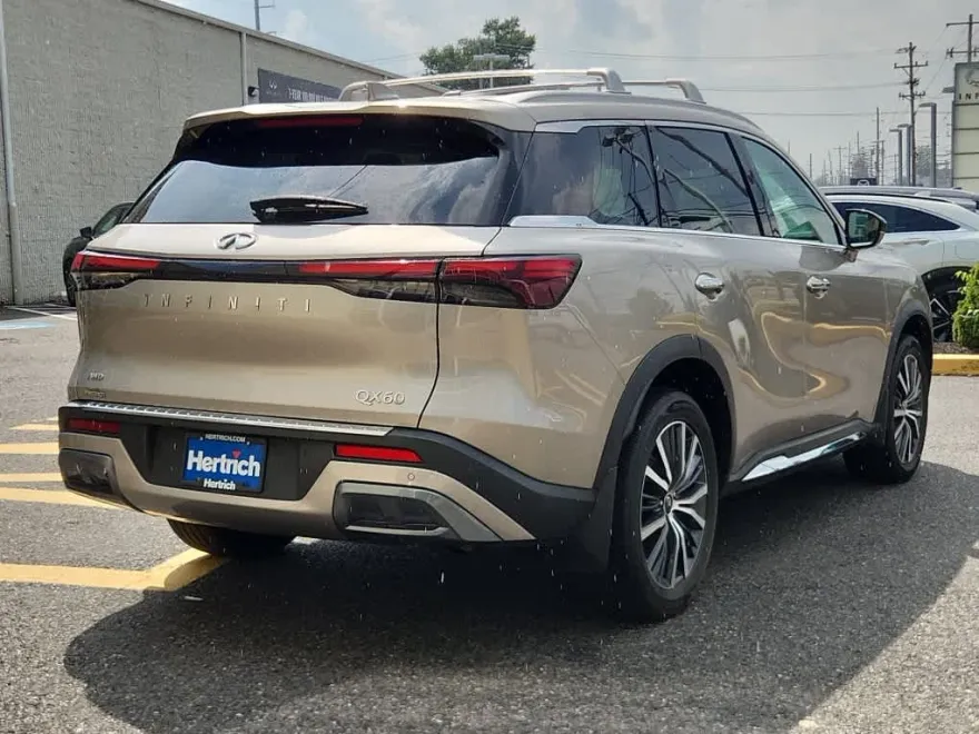 2023 Infiniti QX60 Sensory AWD photo 1