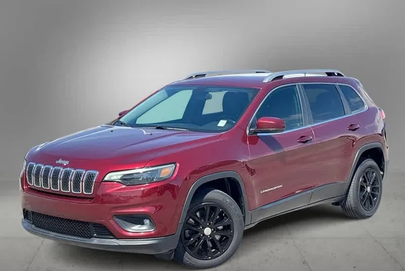 2019 Jeep Cherokee Latitude photo 1