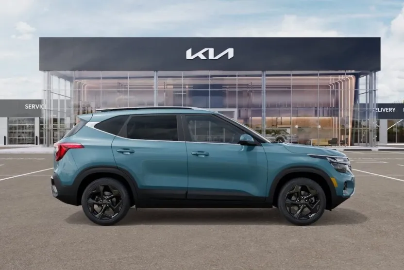 2026 Kia Seltos EX photo 1