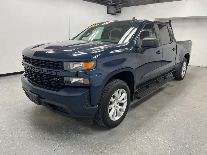 2020 Chevrolet Silverado 1500 Custom photo 1
