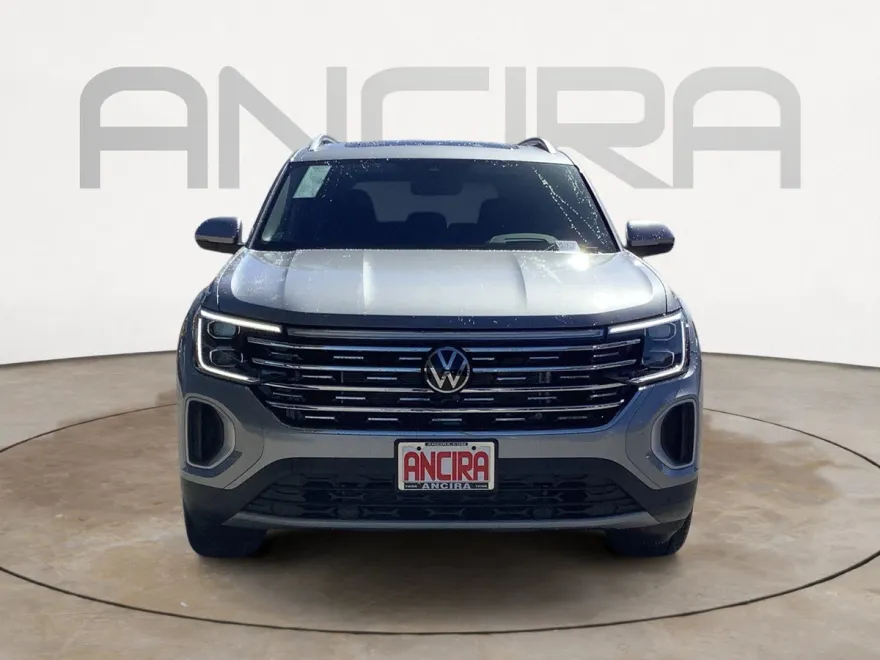 2025 Volkswagen Atlas SEL photo 1