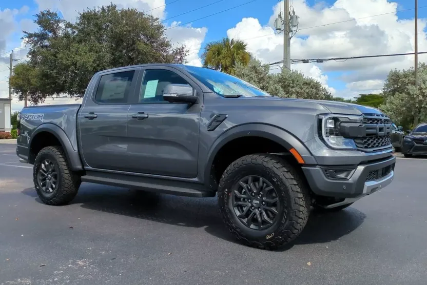 2025 Ford Ranger XL photo 1