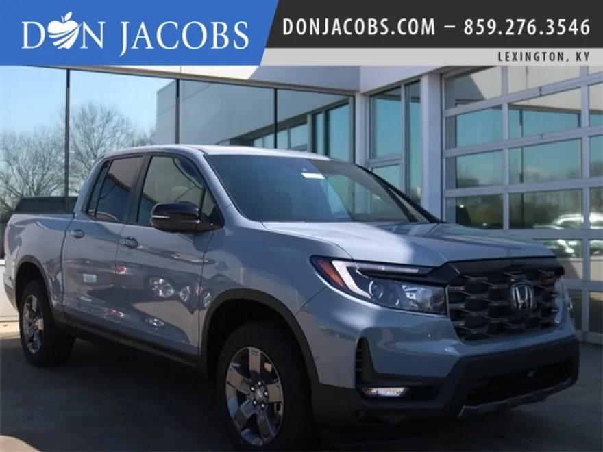 2025 Honda Ridgeline TrailSport photo 1