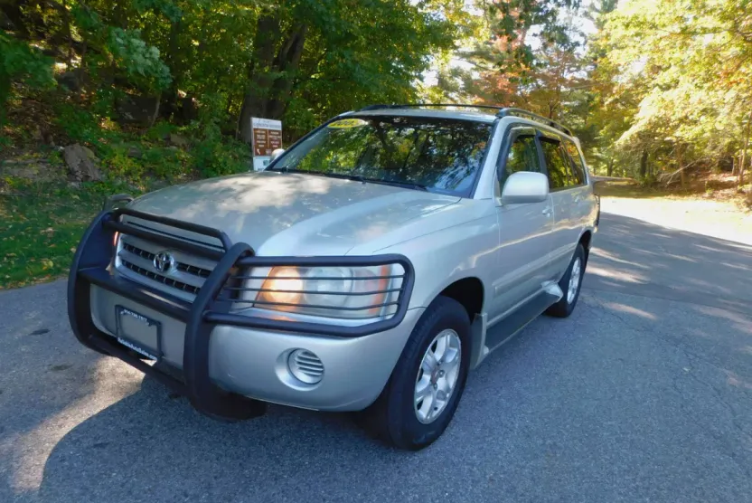 2003 Toyota Highlander photo 1
