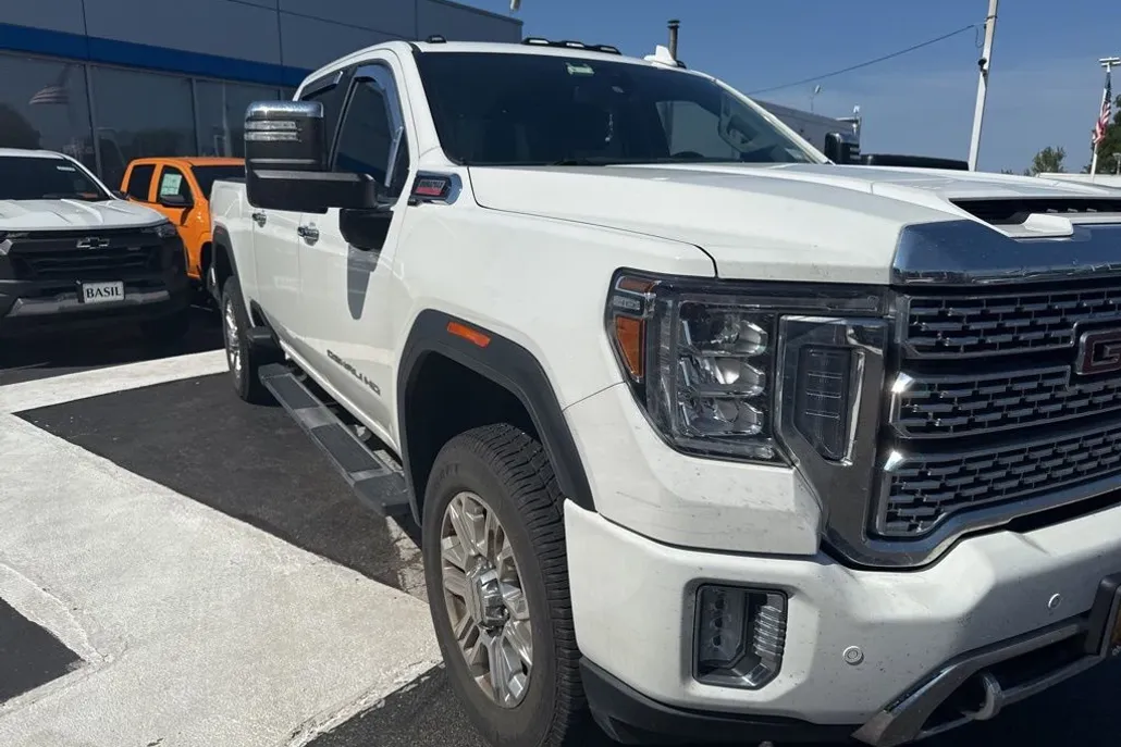 2022 Gmc Sierra HD Denali photo 1