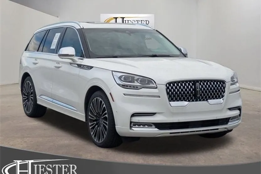 2020 Lincoln Aviator Black Label photo 1
